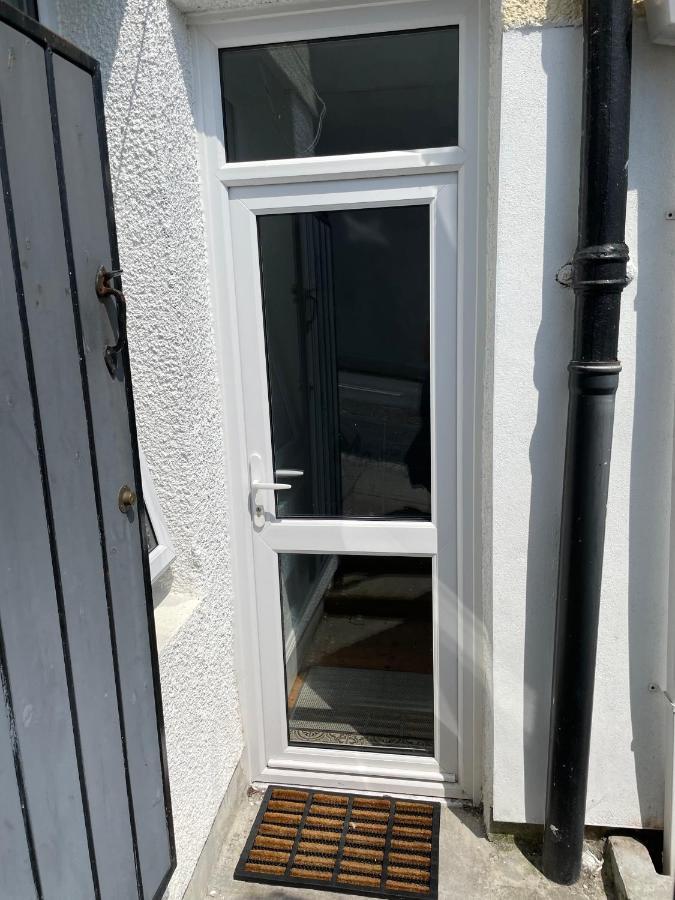 Great 2 Bedroom Flat Плімут Екстер'єр фото